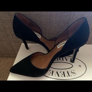 Steven Madden Black Heels